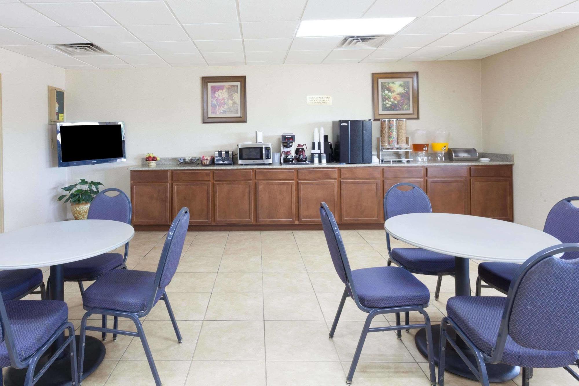 Knights Inn Murfreesboro Esterno foto