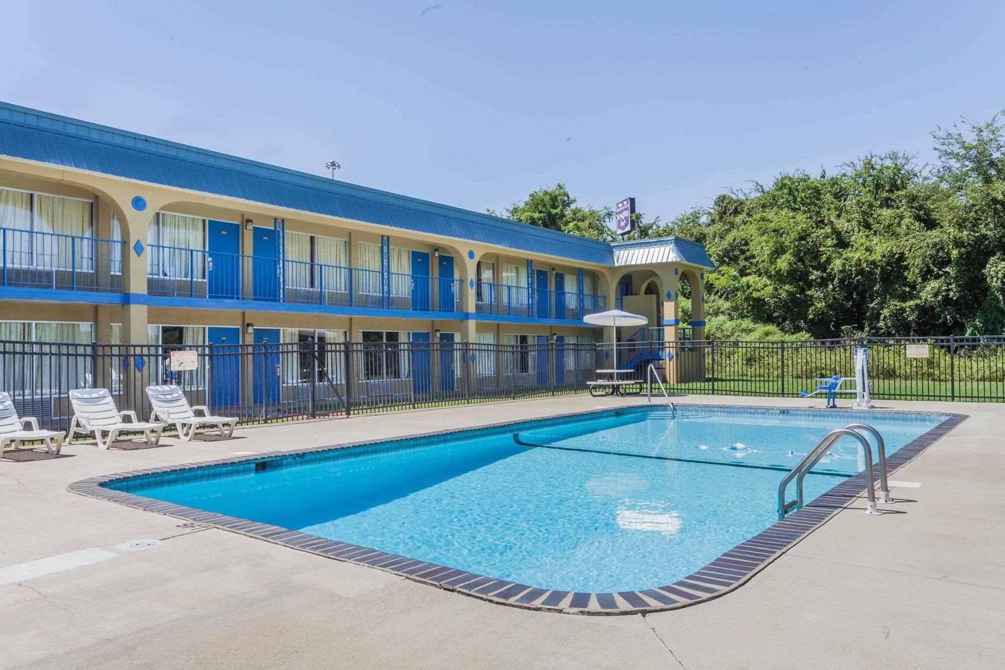 Knights Inn Murfreesboro Esterno foto